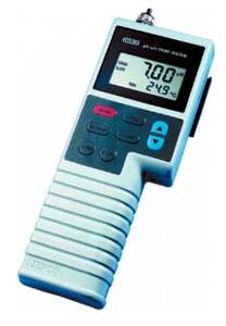 Jenco Handheld pH/mV/Temp Microprocessor Meter Kit - 6230NKB