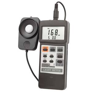 Digi-Sense Traceable Light Meter with RS-232 Output and Calibration - 98766-93