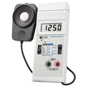 Digi-Sense Traceable Dual-Range Light Meter with Recorder Output and Calibration - 98766-92