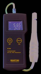 Milwaukee Mi806 pH / Conductivity / TDS / Temperature Professional Portable Meter