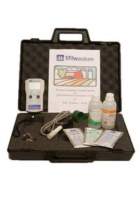 Milwaukee AG900 Standard Portable pH / Conductivity / TDS Combination Meter Kit